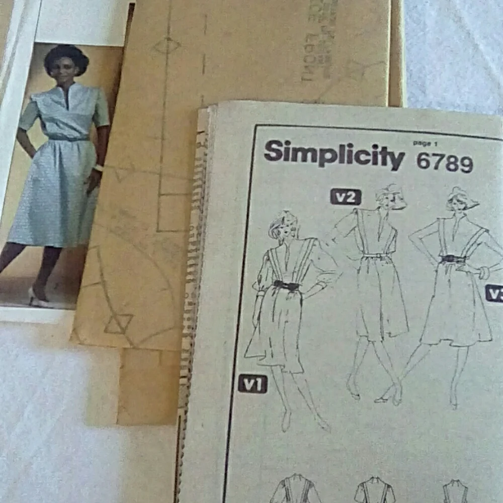 Vintage Simplicity 6789 Easy!  Pull-over dress 14